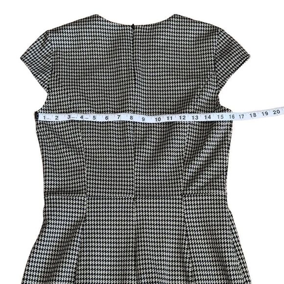 H&M Houndstooth Sheath Dress Size 4 - Picture 8 of 13
